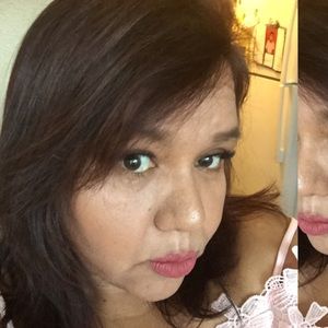 Meet your Posher, Angeles